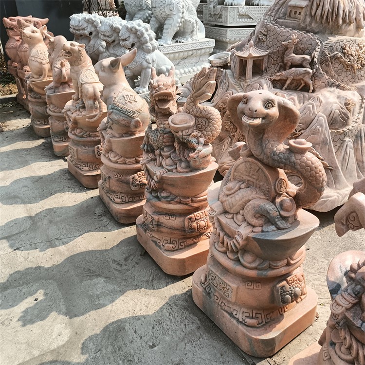 龙柱厂家技艺精巧的河北龙柱(图1)